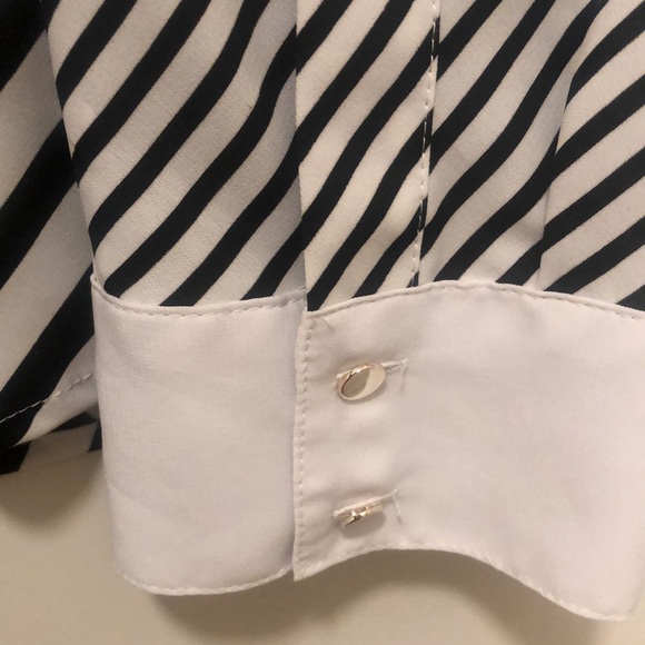 Calvin Klein Blouse - Picture 5 of 8